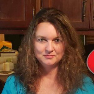 Meet your Posher, Traci